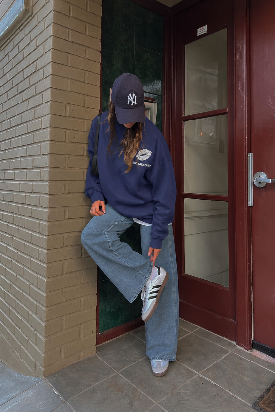 Takeover Crewneck - Navy Blue