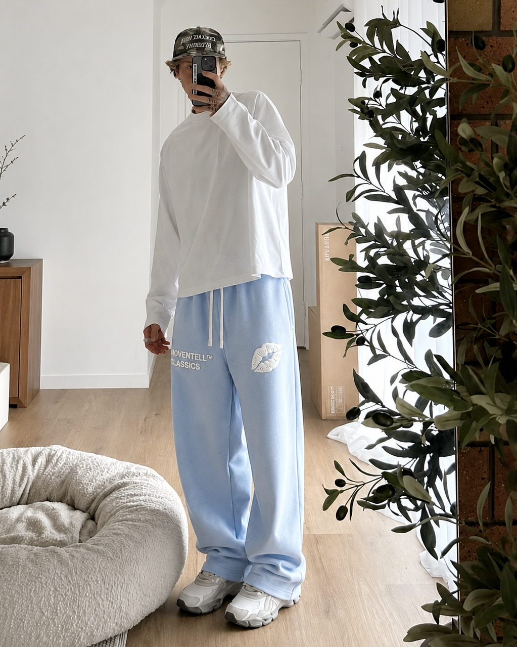 Takeover Sweatpants - Baby Blue