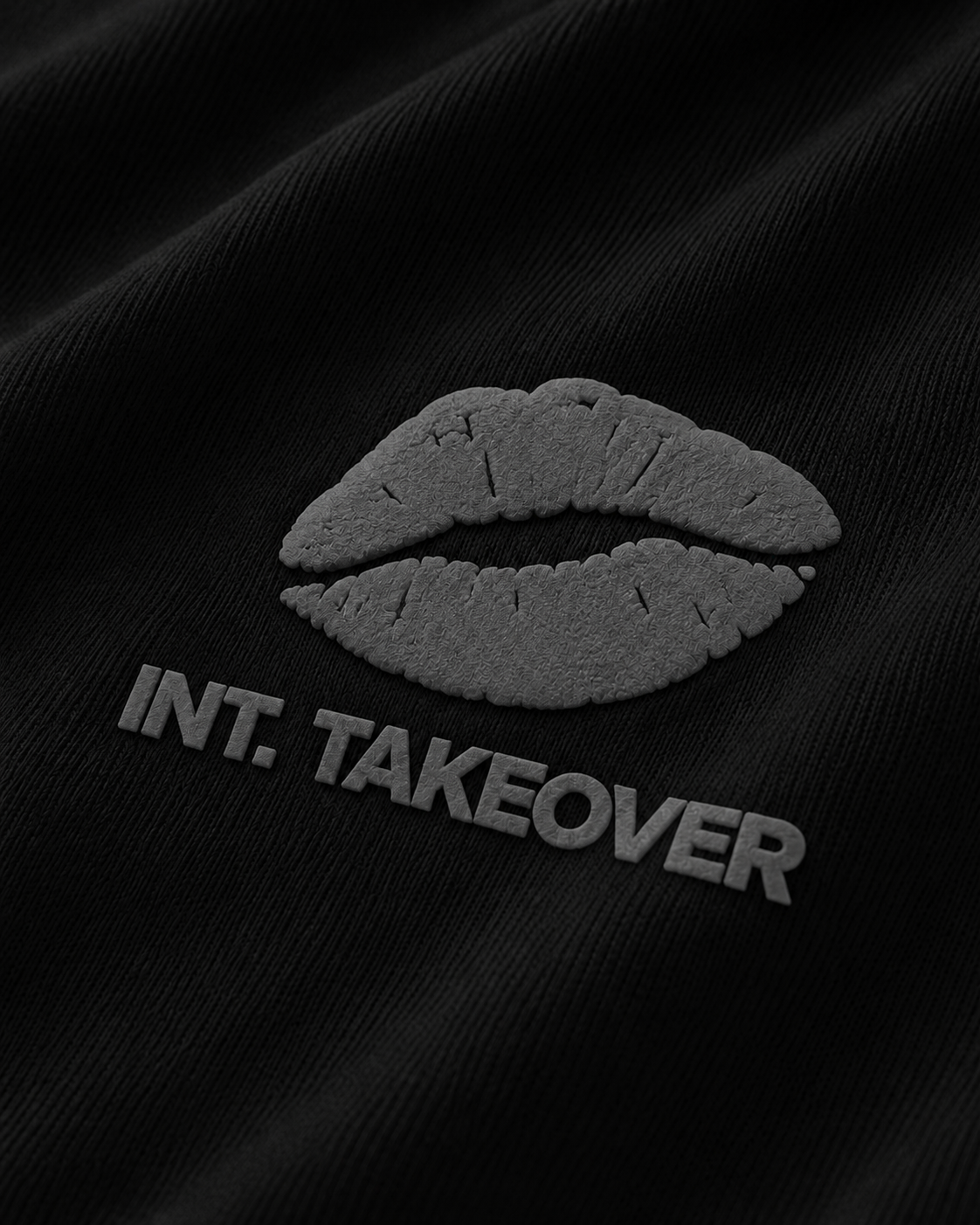 Takeover Tshirt - Midnight Black