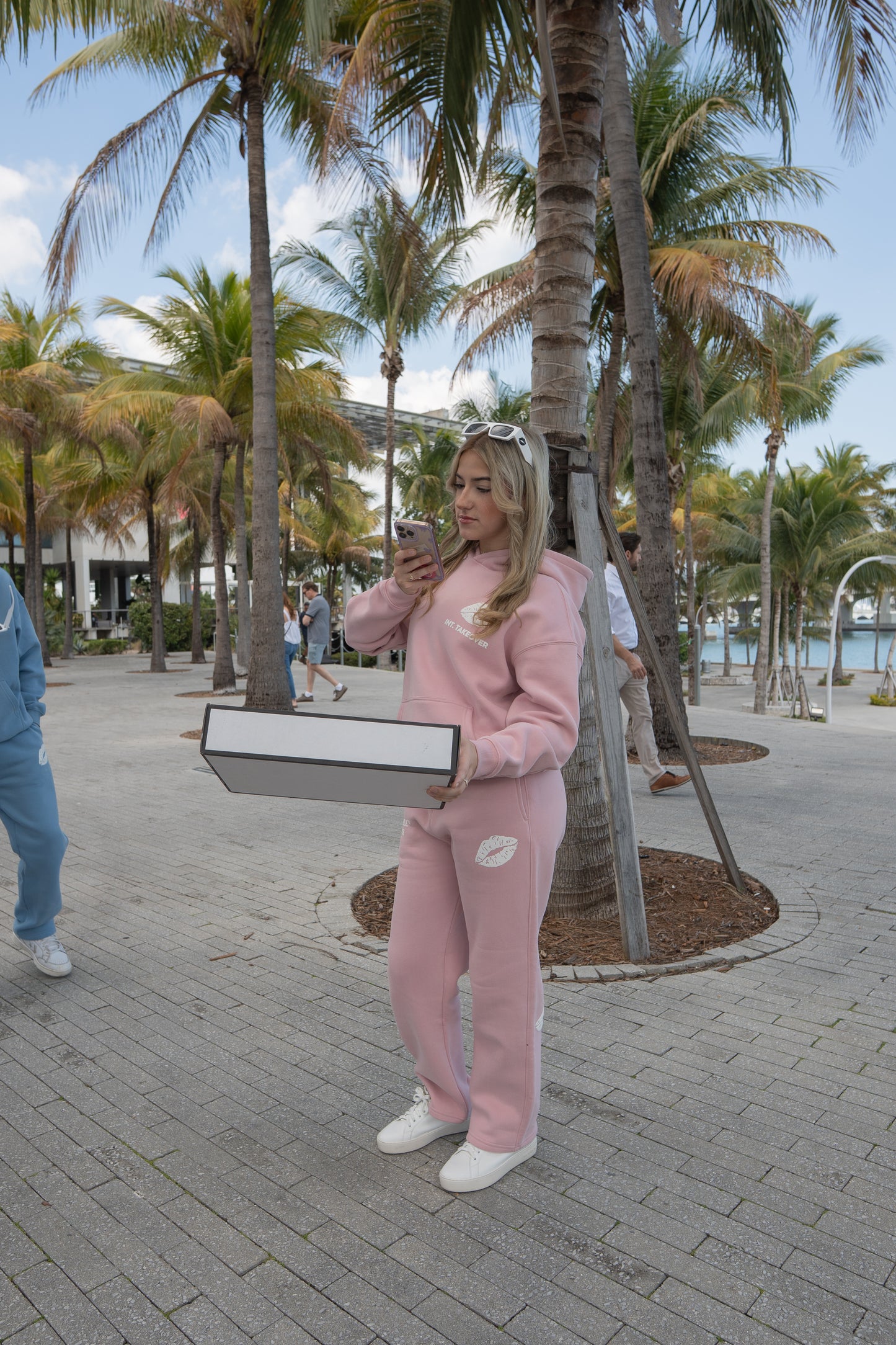 Takeover Hoodie - Pastel Pink