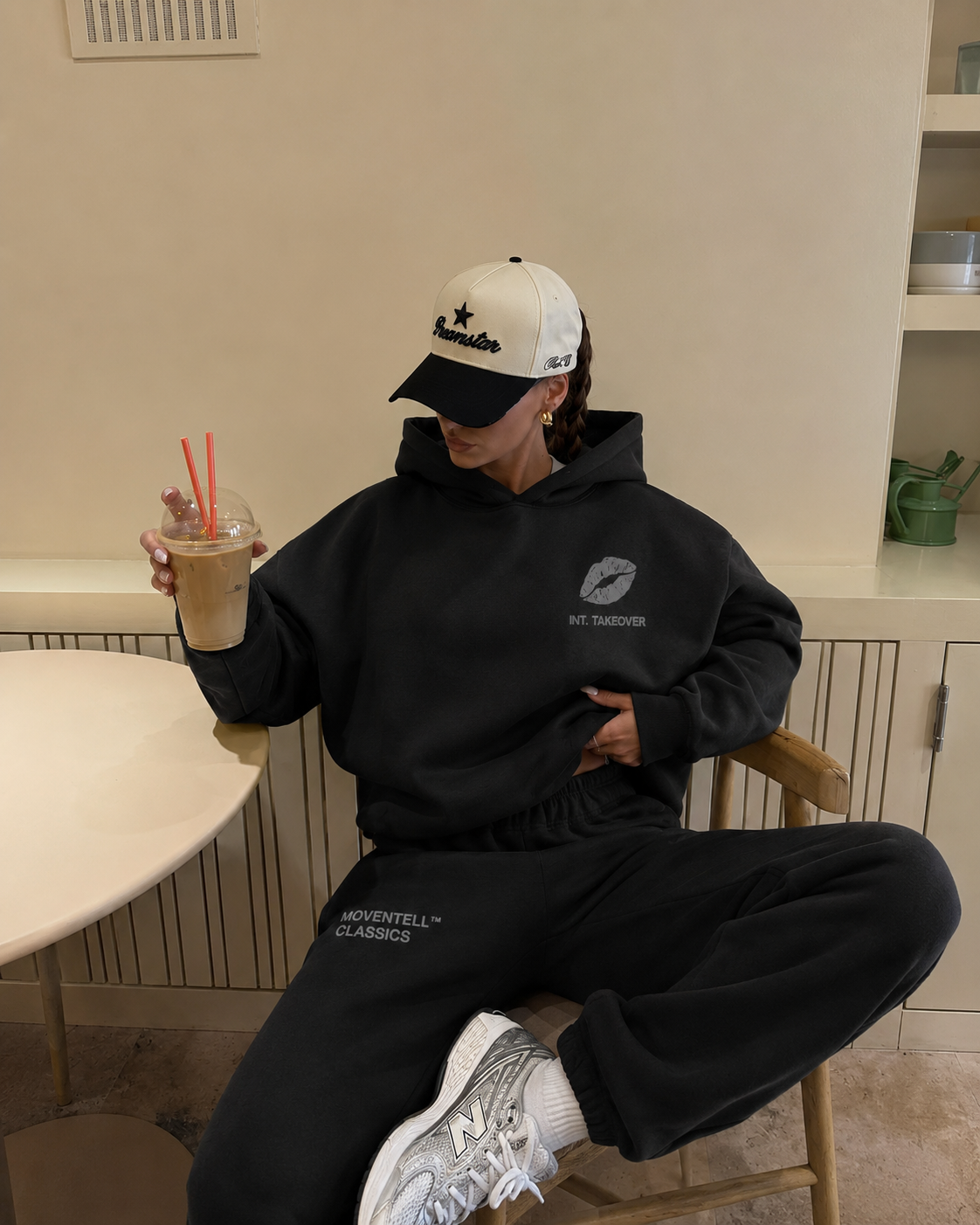 Takeover Sweatpants - Blackout